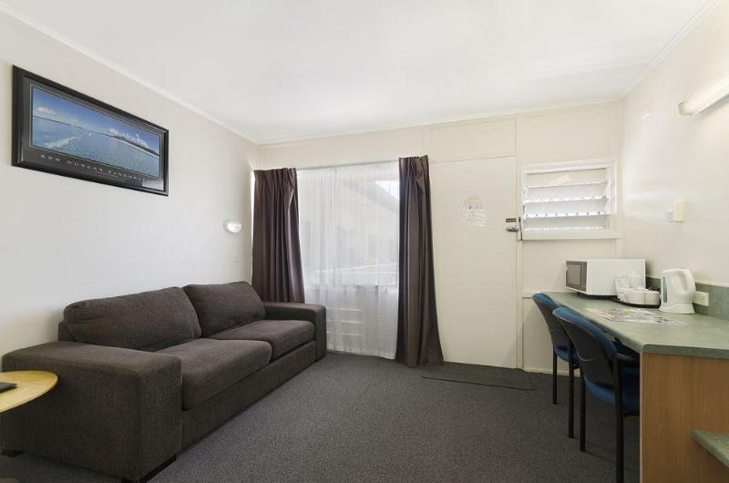 Beach House Motel Townsville Exterior photo